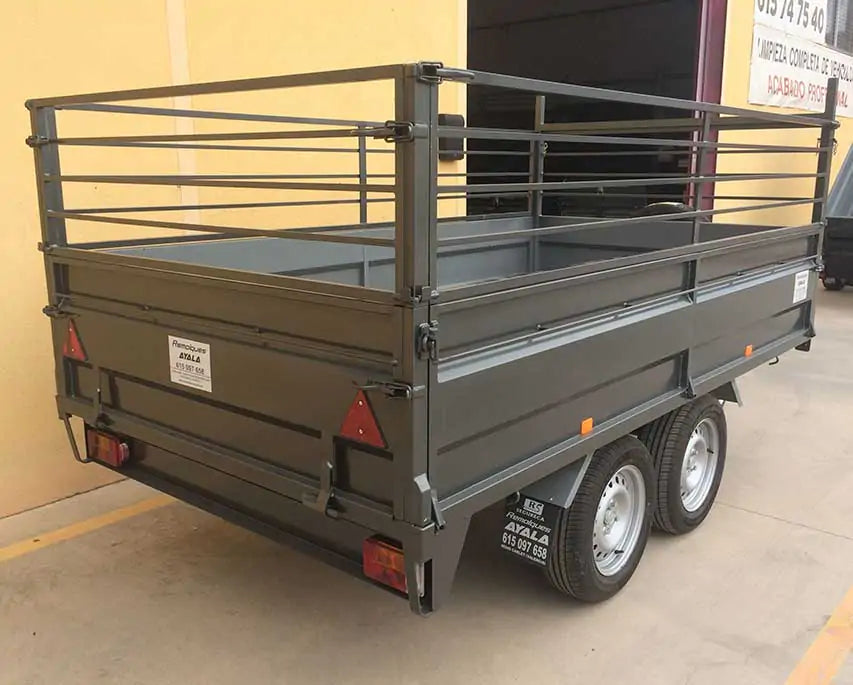 Przyczepa 2-osiowa 3000 x 1700 x 500 koła pod spodem – dmc 750 kg